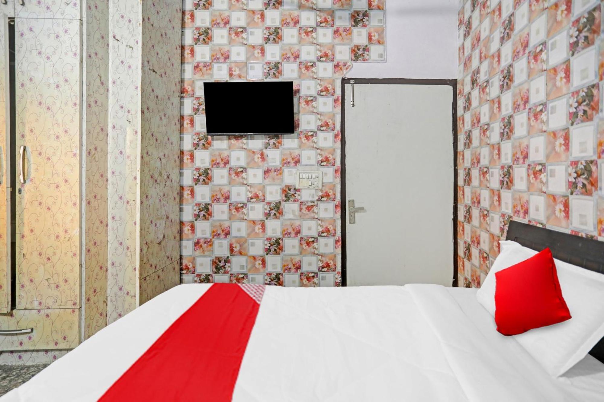 Super O Malik House Red Apple 3*