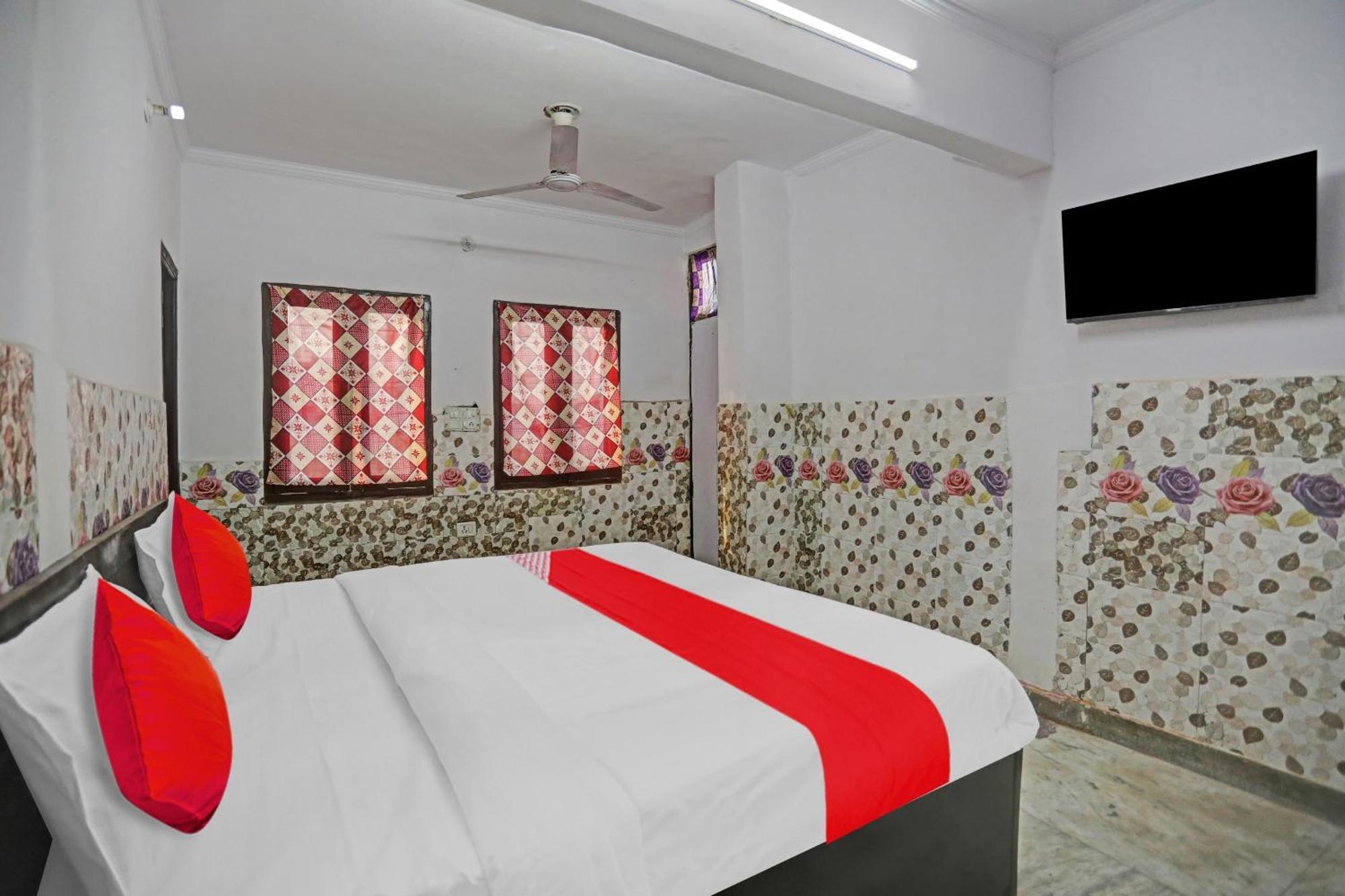 Hotel Super O Malik House Red Apple New Delhi